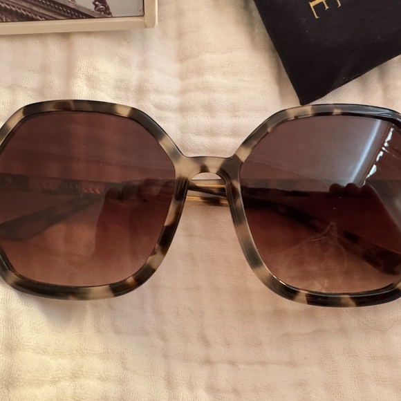 KREWE Jackie malt multi sunglasses black white new main image 5